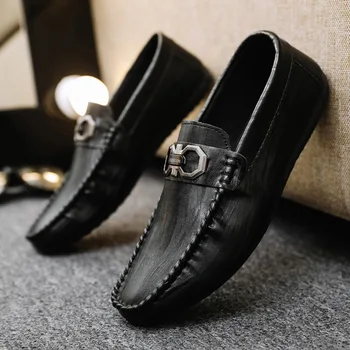 Erkek deri Ayakkabı 2023 Yaz Trendi Hafif Tembel rahat ayakkabı Erkekler sürüş ayakkabısı moda makosen ayakkabılar Ayakkabı Sosyal Ayakkabı Zapatillas De Hombre